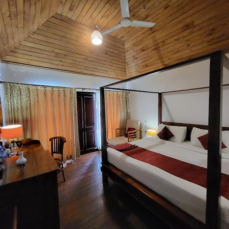 Paloma Backwater Resorts Alappuzha Exteriör bild